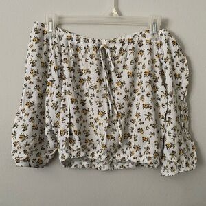Free Kisses Cropped Floral Blouse in White and Yellow